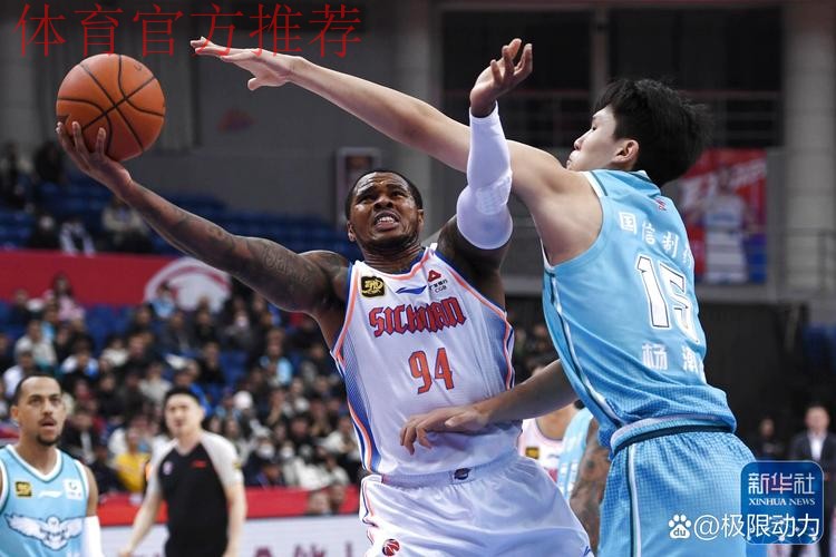 CBA常规赛：韦瑟斯庞16分&段昂君12分，青岛96-64大胜四川