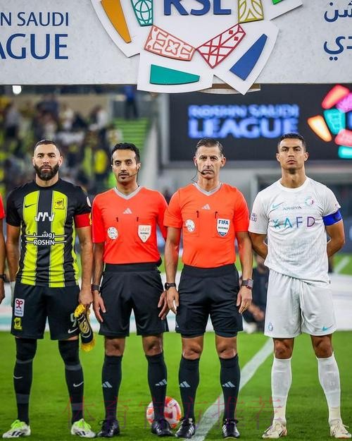 罗德里戈:本泽马是世界最佳 一直关注C罗职业生涯 罗德里戈:本泽马是世界最佳 一直关注C罗职业生涯